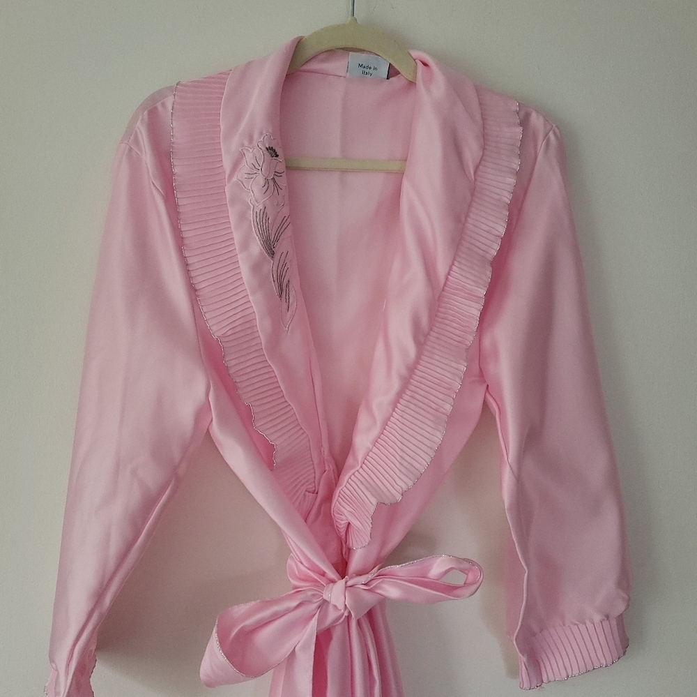 Vintage Pink Embroidered Robe